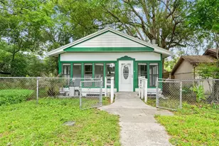 5518 11th St, Zephyrhills, FL 33542 - Photo 2