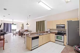 34507 Smart Dr, Zephyrhills, FL 33541 - Photo 10