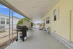 7323 Grand Pine Dr, Hudson, FL 34667 - Photo 32
