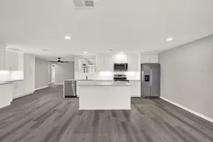 9756 Horizon Dr, Spring Hill, FL 34608 - Photo 6