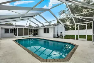 9756 Horizon Dr, Spring Hill, FL 34608 - Photo 2