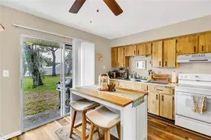 1733 Larkin Rd, Spring Hill, FL 34608 - Photo 10