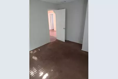 1130 29th Street S, Saint Petersburg, FL 33712 - Photo 10