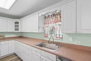 6150 Island Dr, Weeki Wachee, FL 34607 - Photo 4