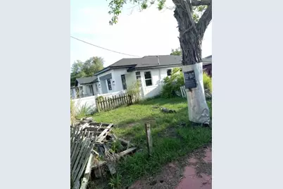 1123 29th Street S, Saint Petersburg, FL 33712 - Photo 4