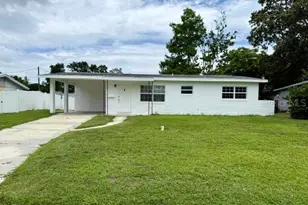 10450 Eastside Ave, Brooksville, FL 34601 - Photo 2
