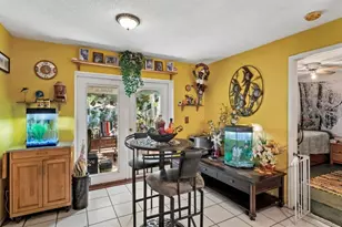 2005 Hudson Ct, Oldsmar, FL 34677 - Photo 2