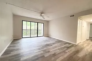 1182 Pine Ridge Cir W, Tarpon Springs, FL 34688 - Photo 8