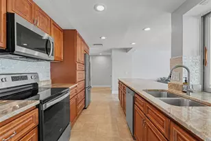 4956 Galleon Ct, New Port Richey, FL 34652 - Photo 10