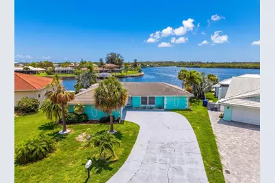 4956 Galleon Court, New Port Richey, FL 34652 - Photo 2