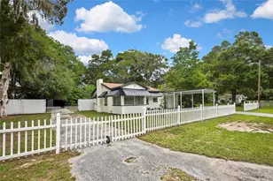 5175 E Live Oak Ln, Inverness, FL 34453 - Photo 1