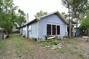 111 W Powhatan Ave, Tampa, FL 33604 - Photo 2