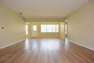 9027 Warwick Ln, New Port Richey, FL 34655 - Photo 6