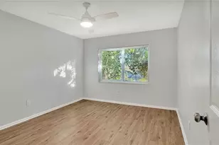 5900 22nd Ave N, Saint Petersburg, FL 33710 - Photo 4