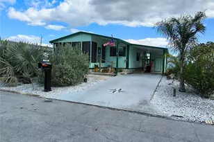 7306 Grand Pine Dr, Hudson, FL 34667 - Photo 2