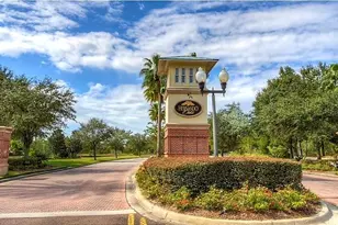 17589 Garsalaso Cir, Brooksville, FL 34604 - Photo 2