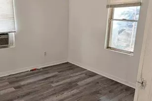 10018 N 14th St, Tampa, FL 33612 - Photo 8