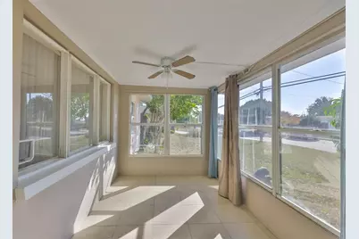 72 Lake Shore Drive, Palm Harbor, FL 34684 - Photo 6
