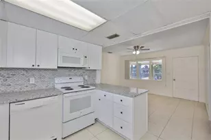 72 Lake Shore Dr, Palm Harbor, FL 34684 - Photo 14