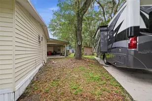 7663 Cr 247, Lake Panasoffkee, FL 33538 - Photo 32