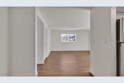 5900 22nd Avenue N #8, Saint Petersburg, FL 33710 - Photo 18