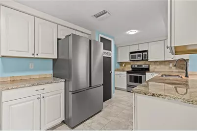 8519 Arrowhead Drive, Hudson, FL 34667 - Photo 4