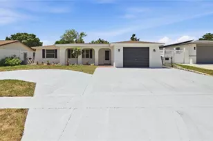 6250 Flag Dr, New Port Richey, FL 34653 - Photo 18