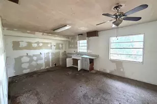 14741 12th St, Dade City, FL 33523 - Photo 6