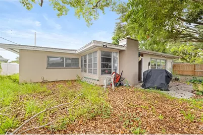 611 Patricia Avenue, Dunedin, FL 34698 - Photo 4