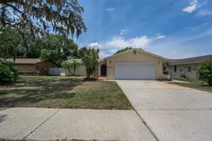 12603 Pecan Tree Dr, Hudson, FL 34669 - Photo 1