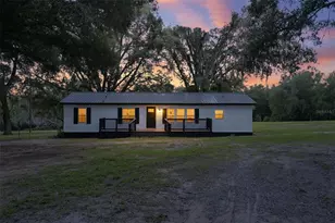 28470 Soaring Hawk Ln, Brooksville, FL 34602 - Photo 2