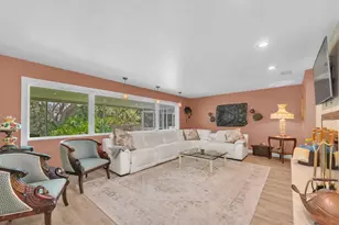 1350 Fairway Dr, Dunedin, FL 34698 - Photo 10