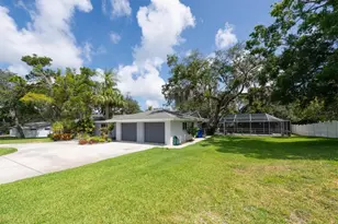 1350 Fairway Dr, Dunedin, FL 34698 - Photo 64