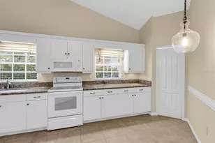 2189 Oak Forest Ln, Palm Harbor, FL 34683 - Photo 18