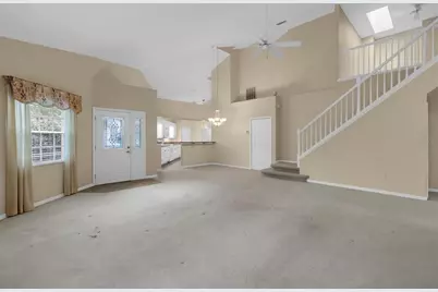2189 Oak Forest Lane, Palm Harbor, FL 34683 - Photo 12