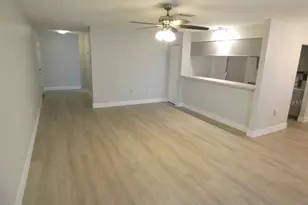 1024 10th Cir SE, Largo, FL 33771 - Photo 6