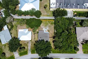 1010 Clearmont St, Sebastian, FL 32958 - Photo 12
