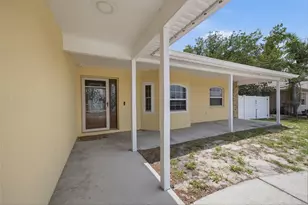 10154 Spring Hill Dr, Spring Hill, FL 34608 - Photo 6