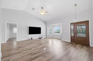 10154 Spring Hill Dr, Spring Hill, FL 34608 - Photo 8