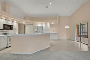 11103 Cherrywood Ct, Spring Hill, FL 34609 - Photo 14