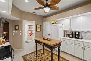 8420 Maybelle Dr, Weeki Wachee, FL 34613 - Photo 18
