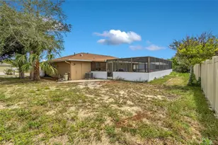 5262 Woodridge Ln, Spring Hill, FL 34609 - Photo 22