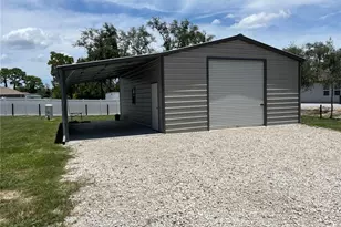 13084 Motmot Rd, Weeki Wachee, FL 34614 - Photo 24