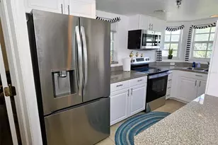 2077 Wetland Point, Lutz, FL 33558 - Photo 14