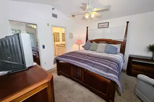 2077 Wetland Point, Lutz, FL 33558 - Photo 18