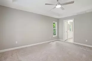 352 Garfield Ave, Masaryktown, FL 34604 - Photo 32