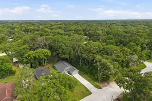 352 Garfield Ave, Masaryktown, FL 34604 - Photo 56