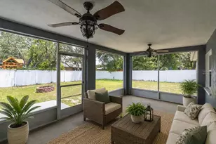 11131 Marquette St, Spring Hill, FL 34609 - Photo 8