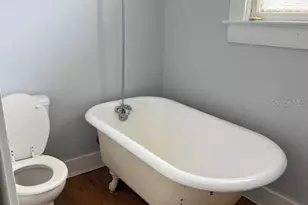 308 Grove St N, Saint Petersburg, FL 33701 - Photo 6