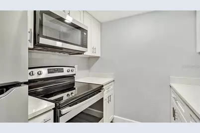 5900 22nd Avenue N #14, Saint Petersburg, FL 33710 - Photo 8